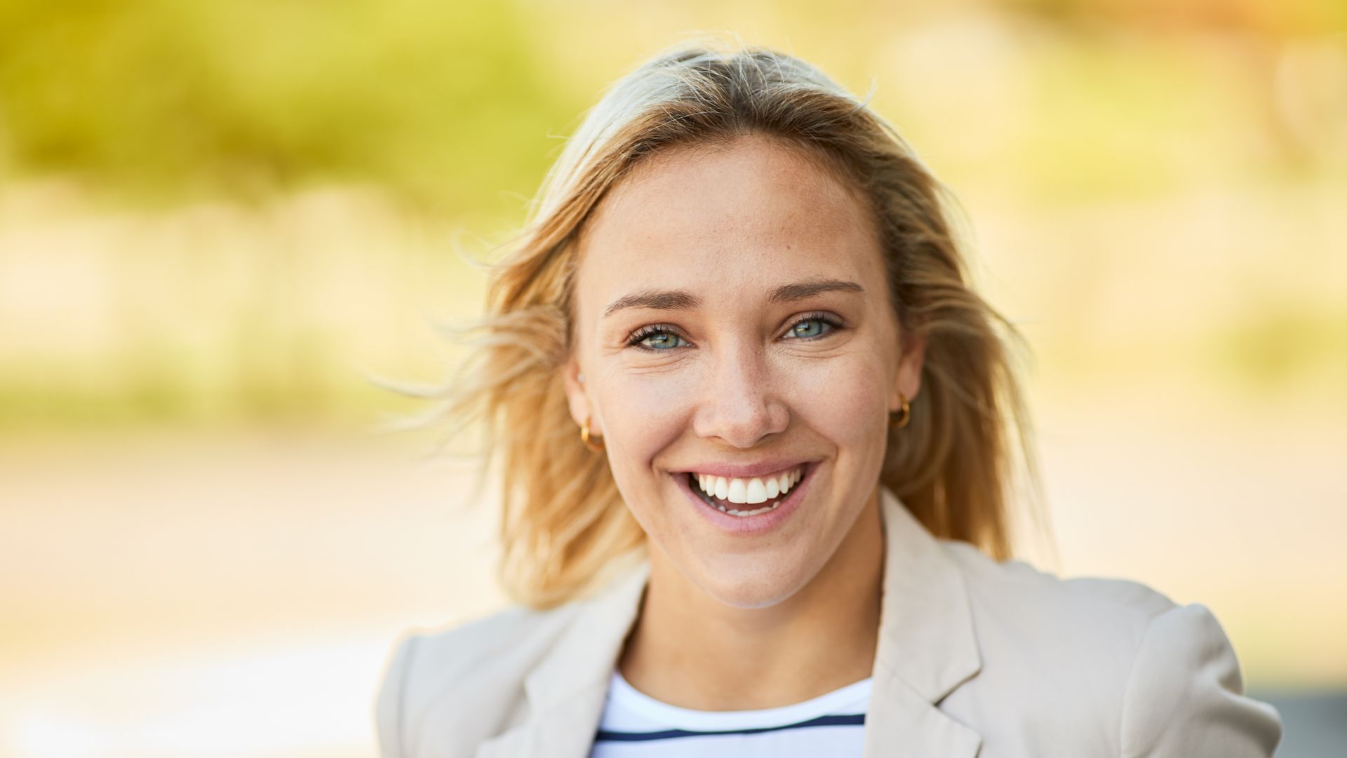 Corporate headshots corporate headshot outdoor natural makeup blazer — corporate headshot makeup Cape Town by Kay-Lee Muller